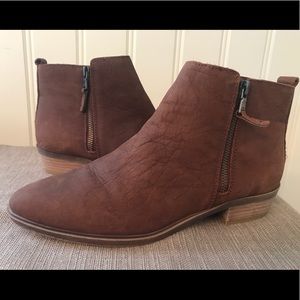 FLASH SALE!!! Ralph Lauren Suede Booties,m